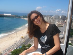 Euzinha no hotel de frente pra praia de Copacabana! Dá um "lig" na cara de felicidade hehe